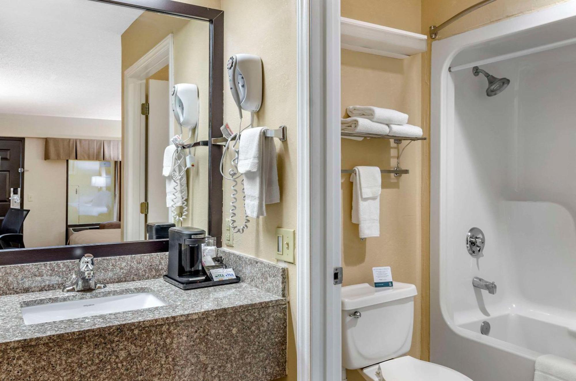 Quality Inn Hillsville Ngoại thất bức ảnh